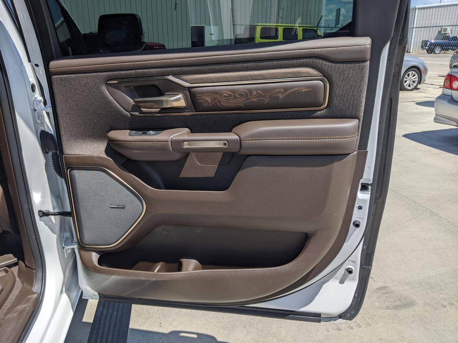 2025 Ram 1500 Vehicle Photo in Seguin, TX 78155