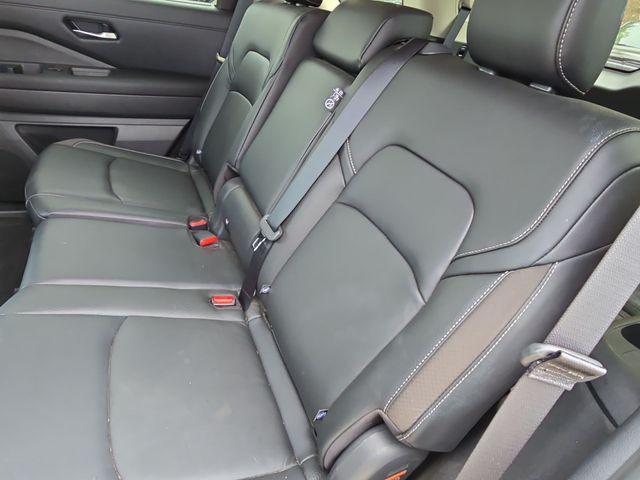 2023 Nissan Pathfinder Vehicle Photo in Pleasant Hills, PA 15236