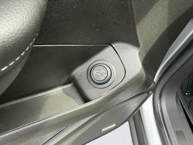 2024 GMC Terrain Vehicle Photo in LEOMINSTER, MA 01453-2952