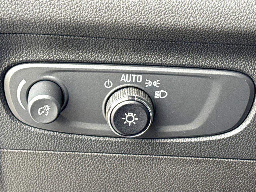 2023 Buick Envision Vehicle Photo in SAVANNAH, GA 31406-4513
