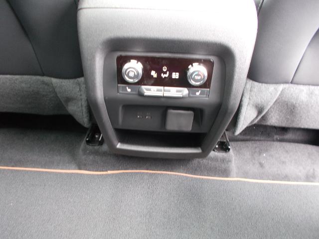 2025 GMC Acadia Vehicle Photo in LOWELL, MA 01852-4336