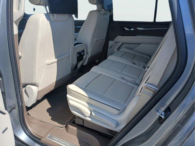 2021 GMC Yukon Vehicle Photo in LEOMINSTER, MA 01453-2952