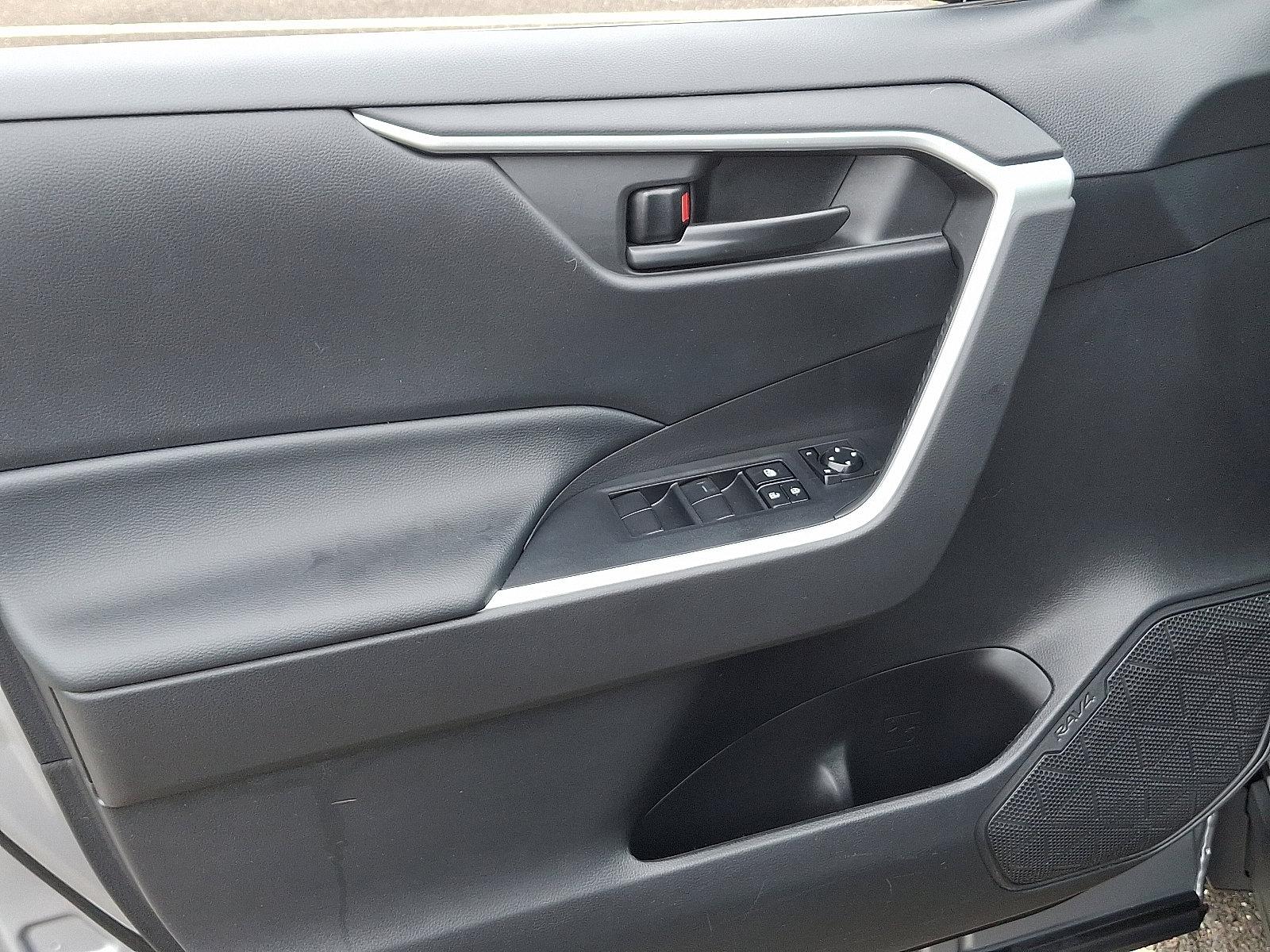 2022 Toyota RAV4 Vehicle Photo in Trevose, PA 19053