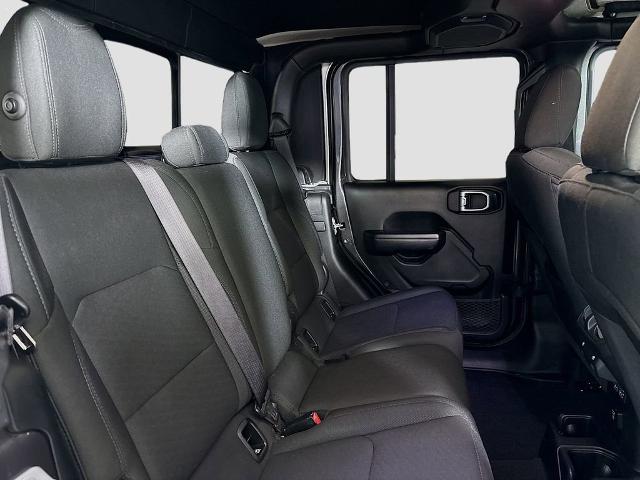 2021 Jeep Gladiator Vehicle Photo in PUYALLUP, WA 98371-4149
