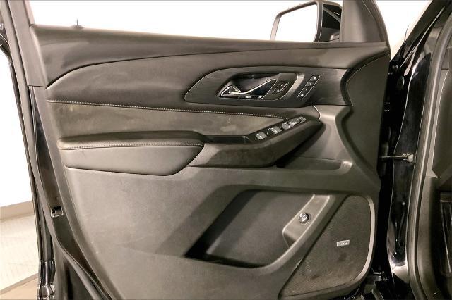 2023 Chevrolet Traverse Vehicle Photo in Lees Summit, MO 64086