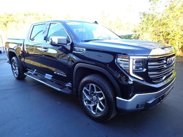 2022 GMC Sierra 1500 Vehicle Photo in ZELIENOPLE, PA 16063-2910