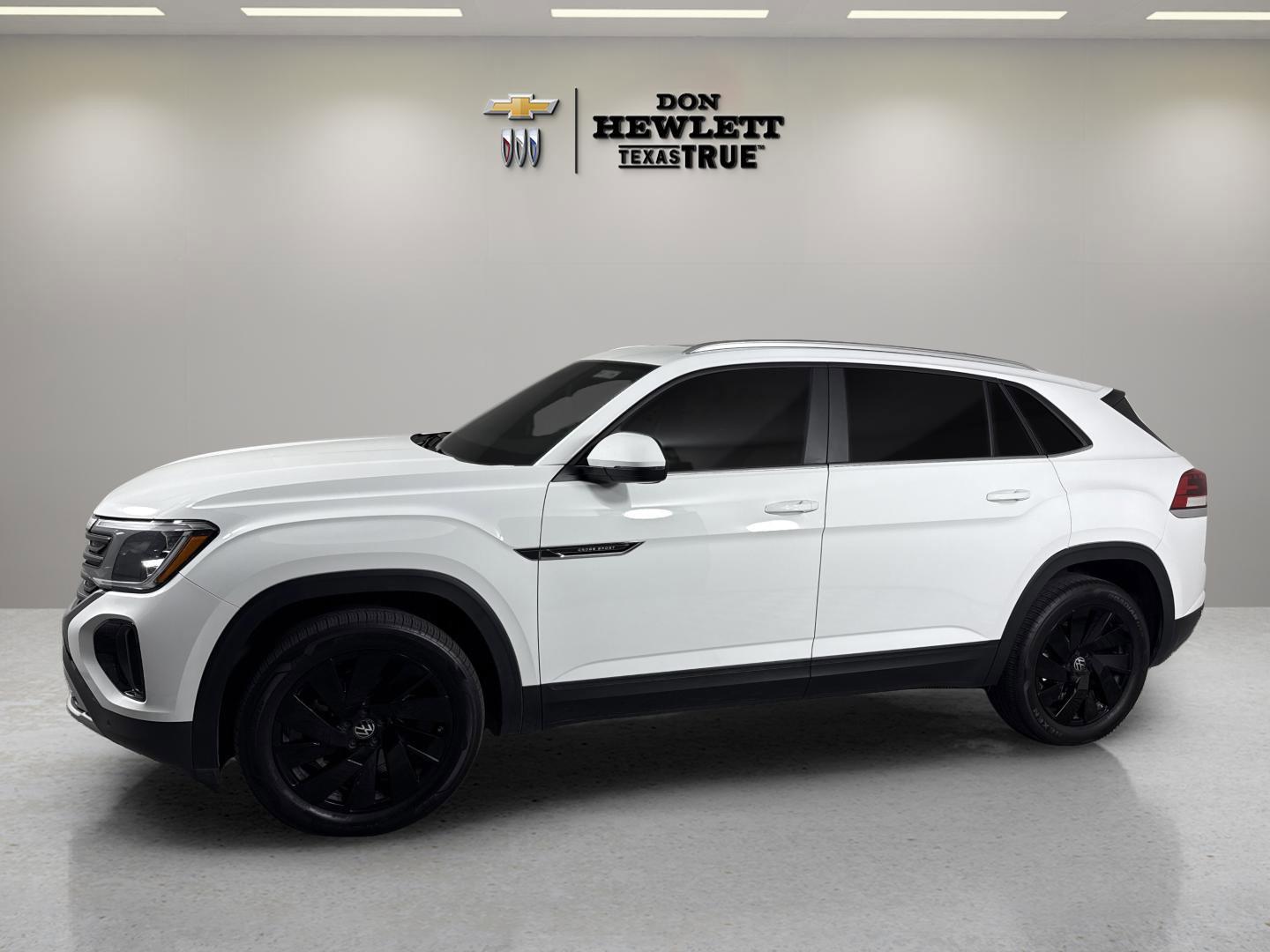 2024 Volkswagen Atlas Cross Sport Vehicle Photo in GEORGETOWN, TX 78626-7508