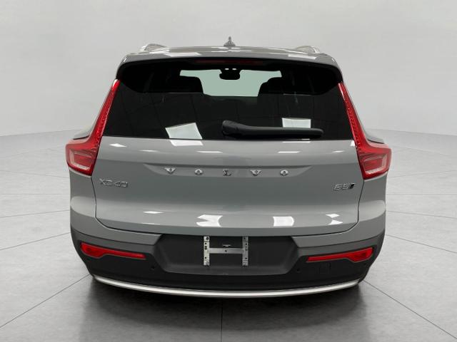 2025 Volvo XC40 Vehicle Photo in Appleton, WI 54913