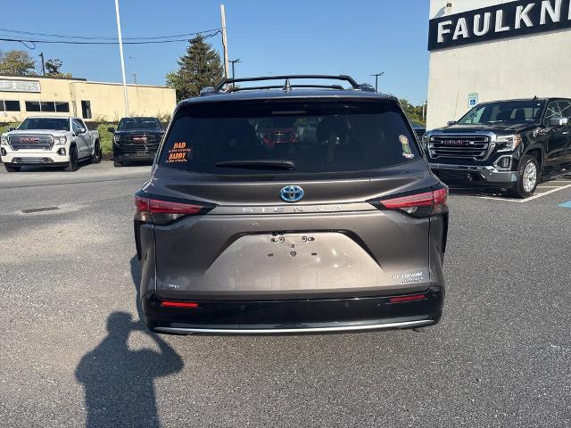 2024 Toyota Sienna Vehicle Photo in HARRISBURG, PA 17111-1033