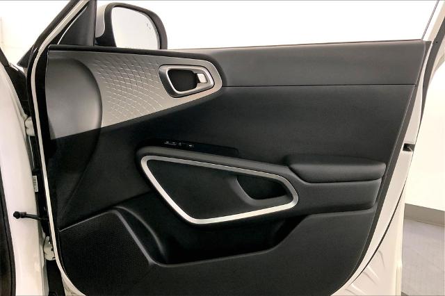 2021 Kia Soul Vehicle Photo in Lees Summit, MO 64086