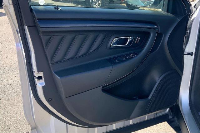 2018 Ford Taurus Vehicle Photo in KANSAS CITY, MO 64114-4502