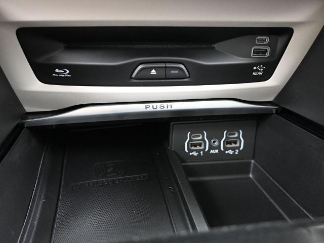 2024 Chrysler Pacifica Vehicle Photo in Cedar Rapids, IA 52402