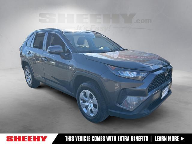 2019 Toyota RAV4 Vehicle Photo in Chantilly, VA 20151