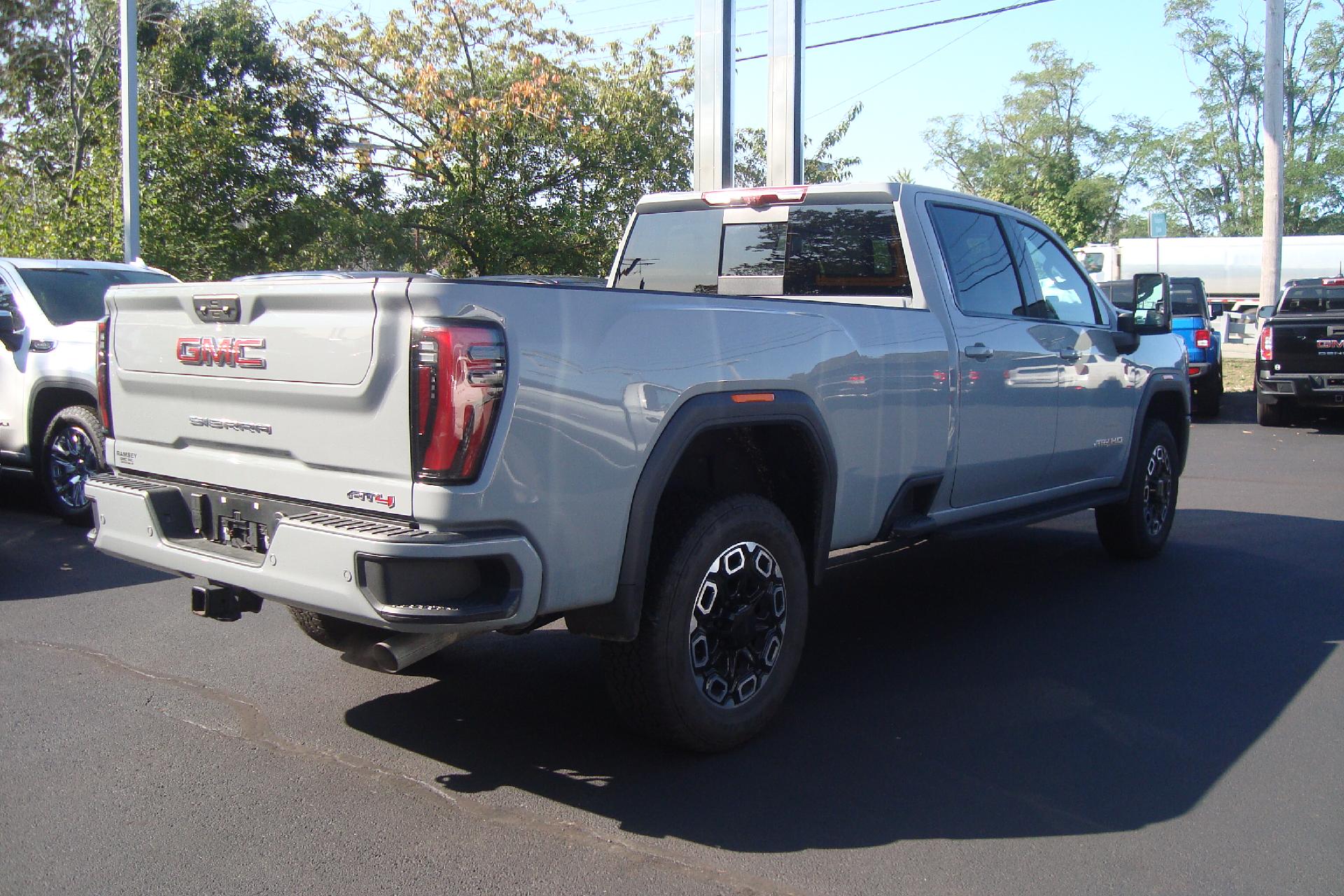 2025 GMC Sierra 3500HD Vehicle Photo in PORTSMOUTH, NH 03801-4196