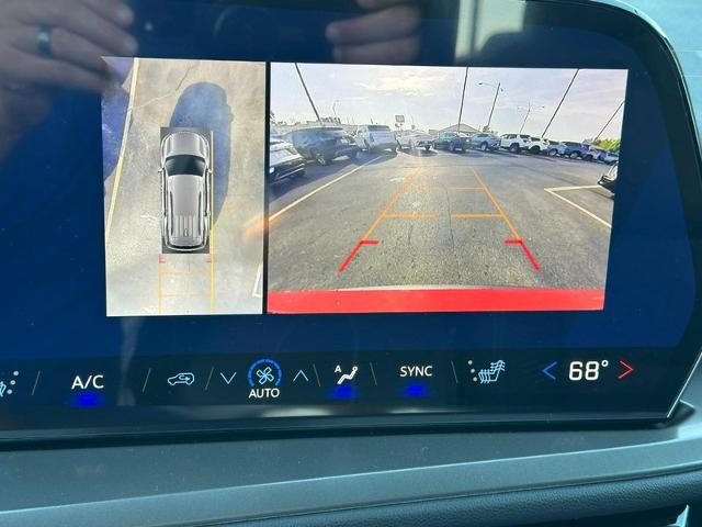 2026 Chevrolet Traverse Vehicle Photo in COLUMBIA, MO 65203-3903