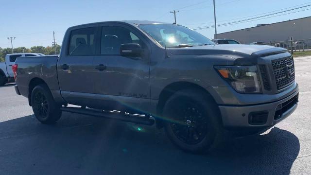 2019 Nissan Titan Vehicle Photo in MOON TOWNSHIP, PA 15108-2571