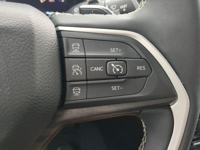 2023 Jeep Grand Cherokee Vehicle Photo in Brunswick, GA 31525