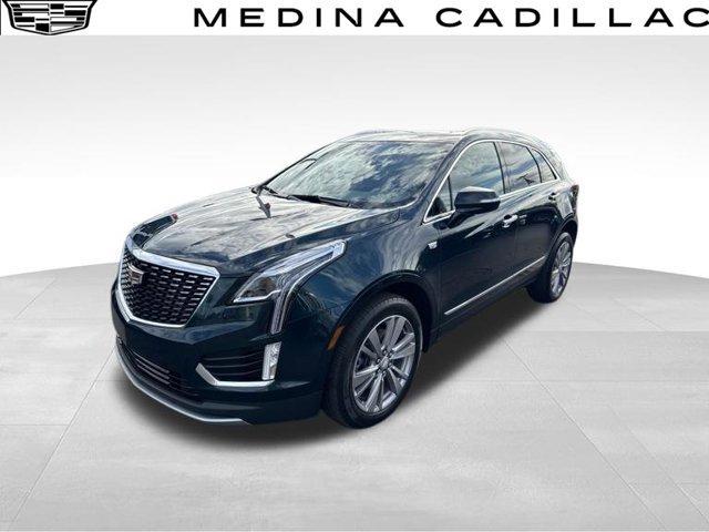 2024 Cadillac XT5 Vehicle Photo in MEDINA, OH 44256-9631