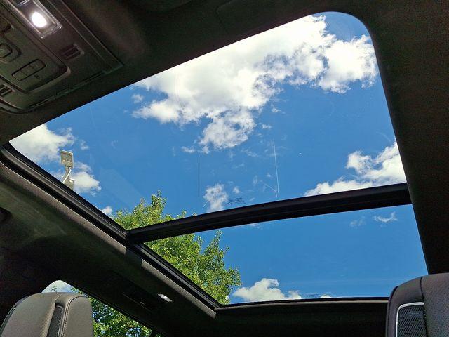 2024 Cadillac Escalade Vehicle Photo in DANBURY, CT 06810-5034