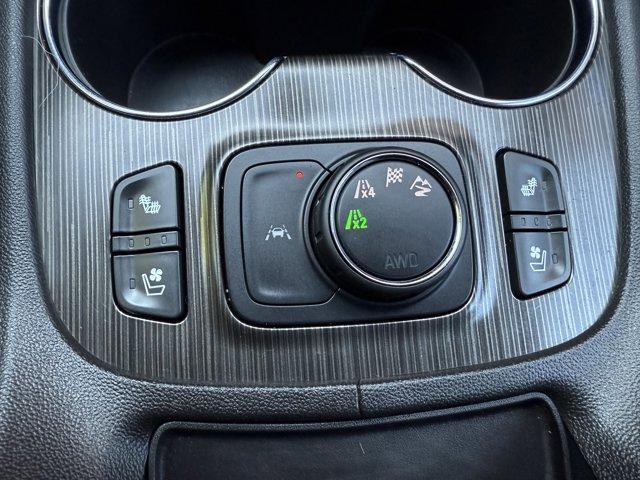 2023 GMC Acadia Vehicle Photo in LEOMINSTER, MA 01453-2952