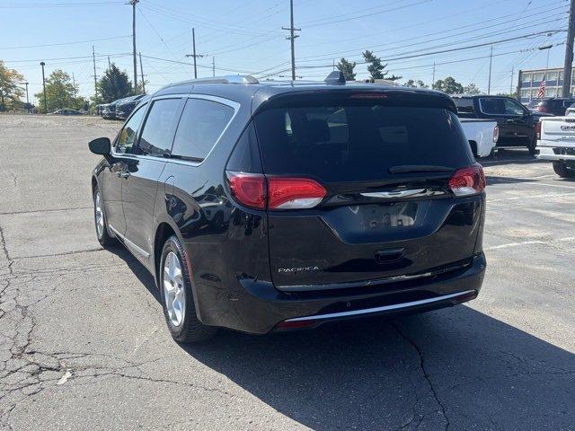 2018 Chrysler Pacifica Vehicle Photo in ROCHESTER HILLS, MI 48307-2741