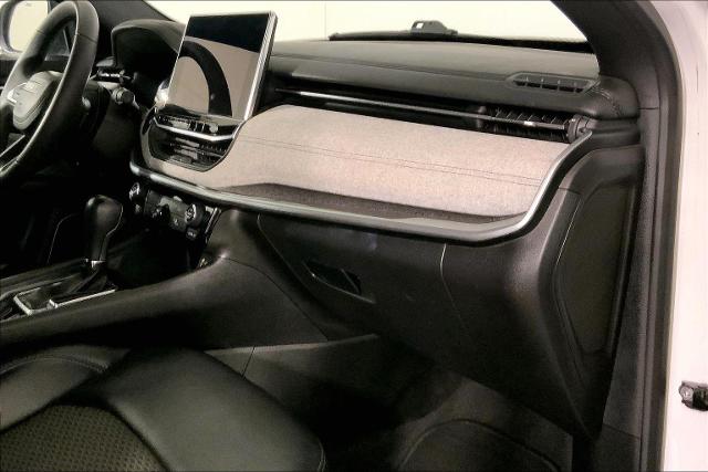 2023 Jeep Compass Vehicle Photo in KANSAS CITY, MO 64114-4502