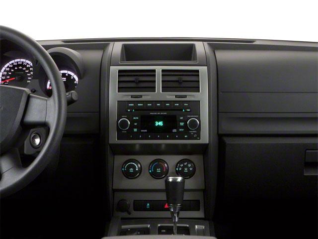 2010 Dodge Nitro Vehicle Photo in DENTON, TX 76210-9321