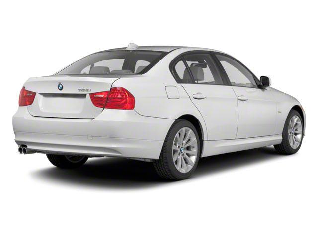 2011 BMW 328i Vehicle Photo in DENTON, TX 76210-9321