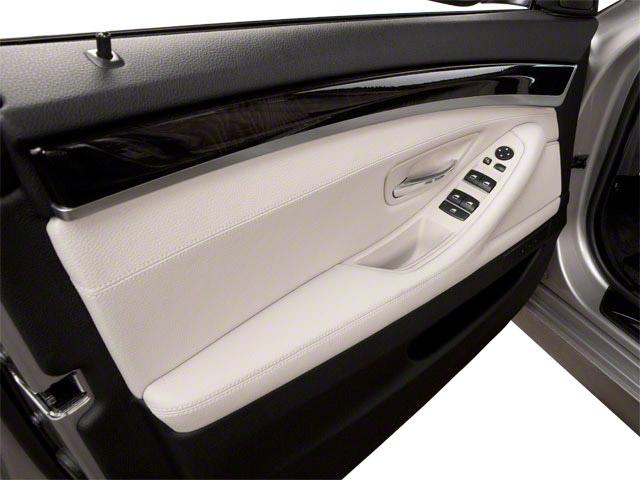 2011 BMW 528i Vehicle Photo in Bluffton, SC 29910