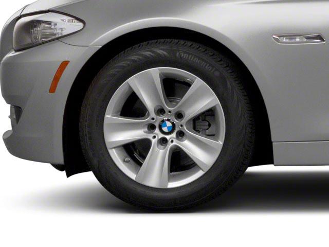 2011 BMW 528i Vehicle Photo in Bluffton, SC 29910