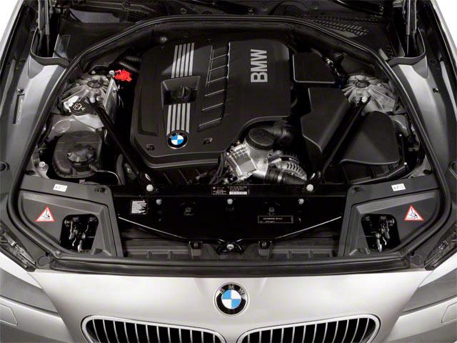 2011 BMW 528i Vehicle Photo in Bluffton, SC 29910