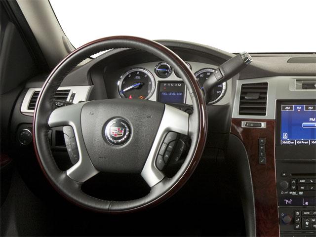 2011 Cadillac Escalade Vehicle Photo in TREVOSE, PA 19053-4984