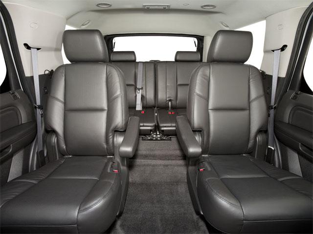 2011 Cadillac Escalade Vehicle Photo in TREVOSE, PA 19053-4984