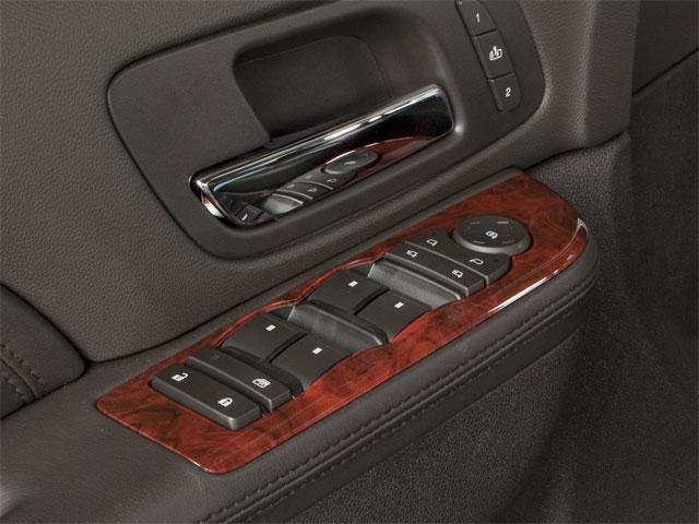 2011 Cadillac Escalade Vehicle Photo in TREVOSE, PA 19053-4984