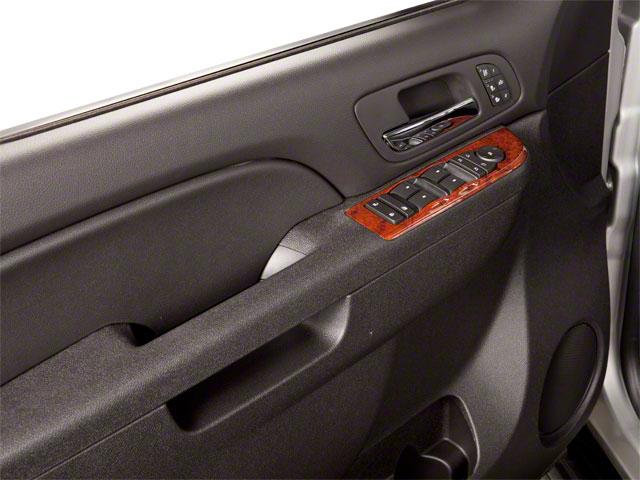 2011 Chevrolet Tahoe Vehicle Photo in DENTON, TX 76210-9321