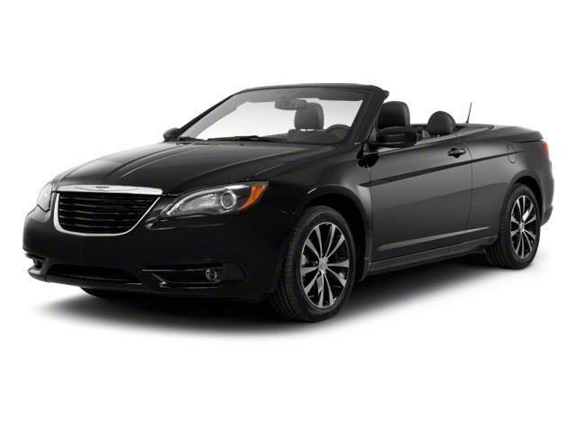 2011 Chrysler 200 Vehicle Photo in LEOMINSTER, MA 01453-2952