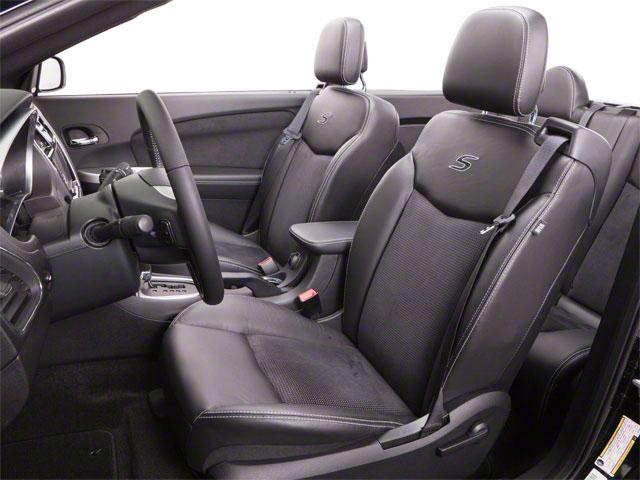 2011 Chrysler 200 Vehicle Photo in LEOMINSTER, MA 01453-2952