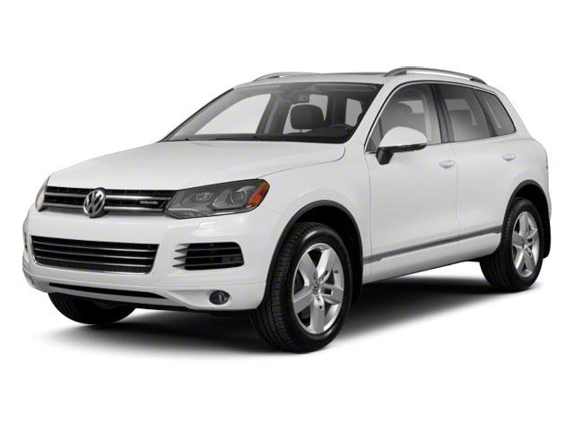 2011 Volkswagen Touareg Vehicle Photo in COLMAR, PA 18915