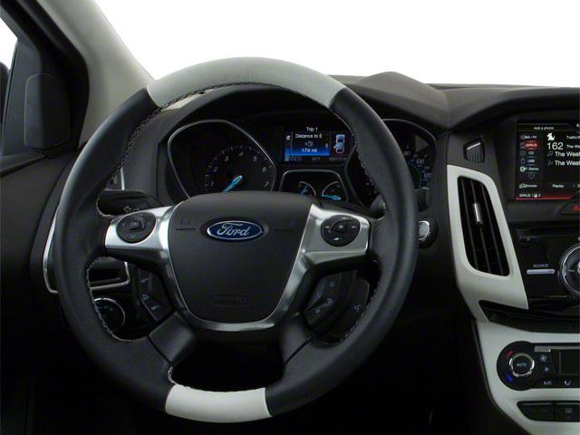 2012 Ford Focus Vehicle Photo in KANSAS CITY, MO 64114-4502