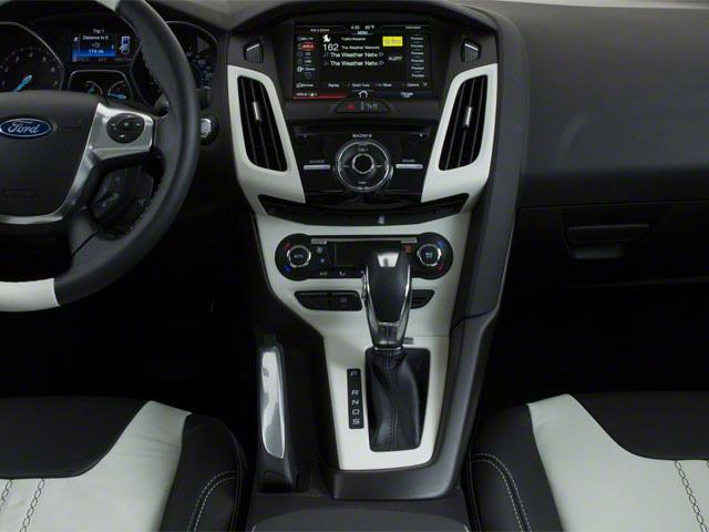 2012 Ford Focus Vehicle Photo in KANSAS CITY, MO 64114-4502