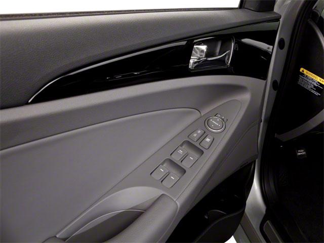 2012 Hyundai SONATA Vehicle Photo in Cedar Rapids, IA 52402