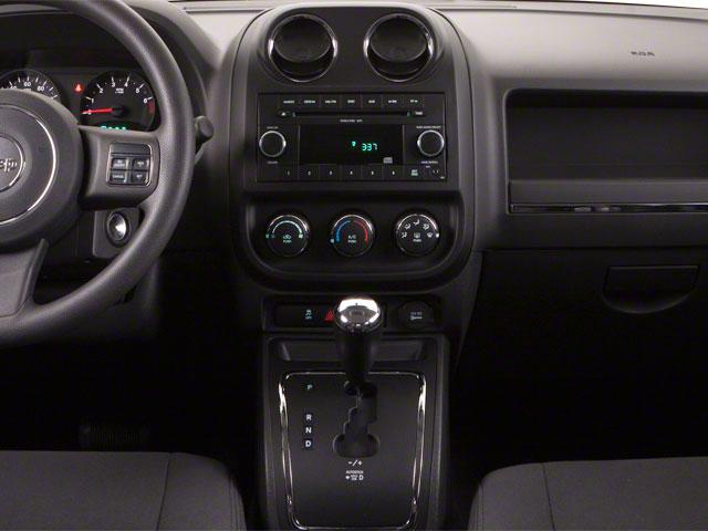 2012 Jeep Compass Vehicle Photo in INDEPENDENCE, MO 64055-1377