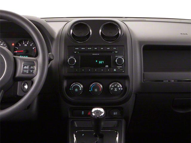 2012 Jeep Compass Vehicle Photo in INDEPENDENCE, MO 64055-1377