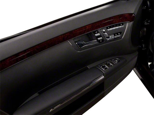 2012 Mercedes-Benz S-Class Vehicle Photo in DENTON, TX 76210-9321