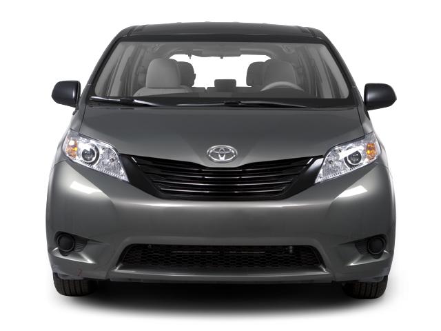 2012 Toyota Sienna Vehicle Photo in DENTON, TX 76210-9321