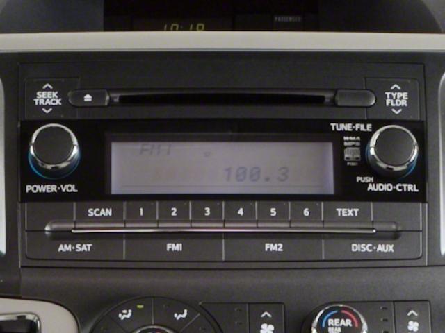 2012 Toyota Sienna Vehicle Photo in DENTON, TX 76210-9321