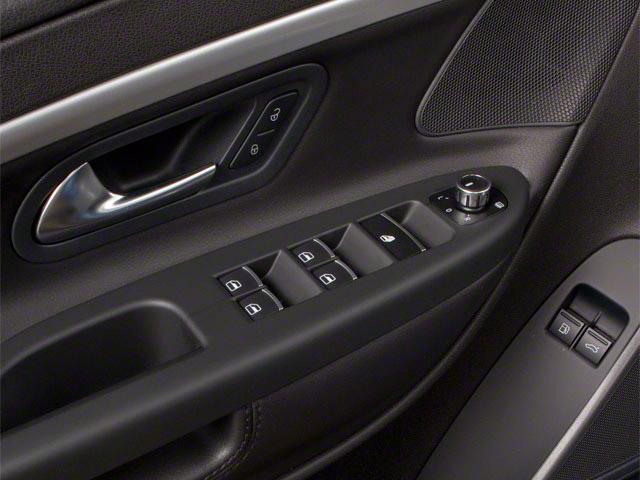 2012 Volkswagen Eos Vehicle Photo in Marion, IA 52302