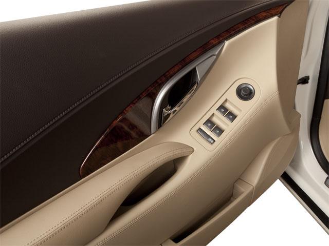 2013 Buick LaCrosse Vehicle Photo in Cedar Rapids, IA 52402