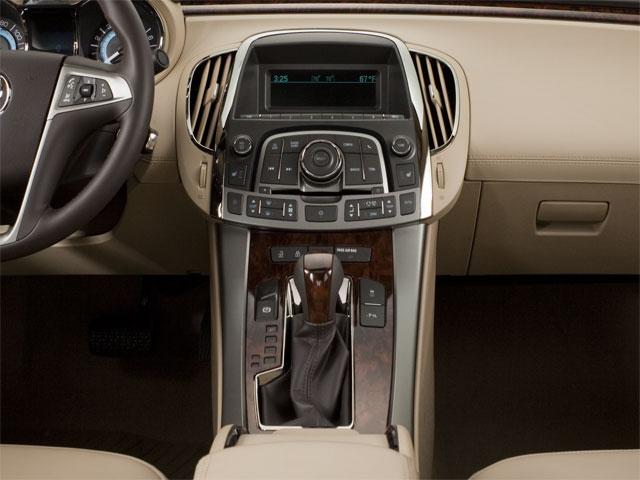 2013 Buick LaCrosse Vehicle Photo in Cedar Rapids, IA 52402
