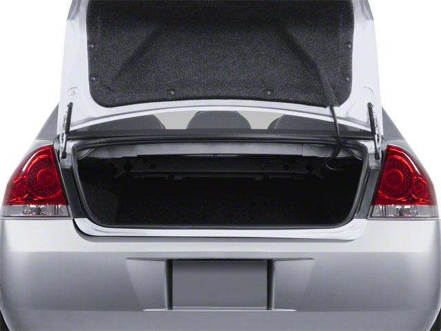 2013 Chevrolet Impala Vehicle Photo in Cedar Rapids, IA 52402